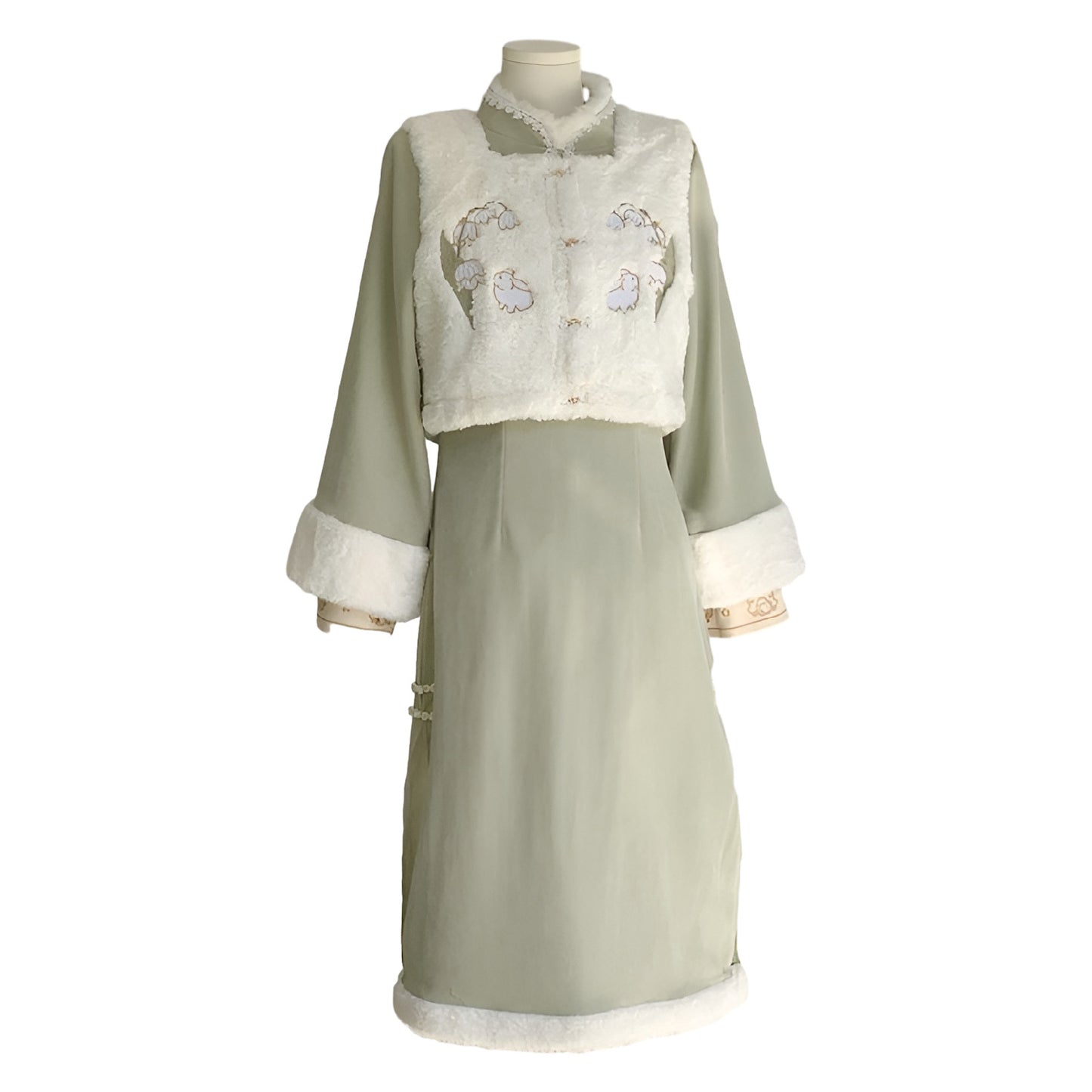 Woman wearing a Classic Republican-Style Qipao Winter Set, featuring retro elements and modern comfort.