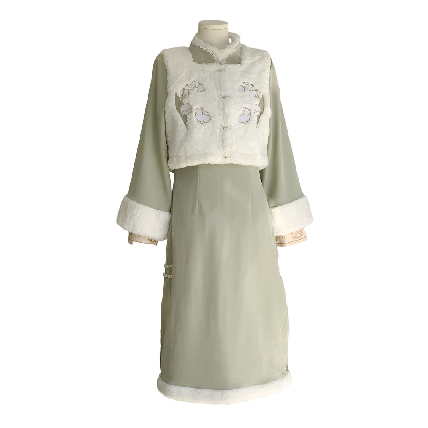 Woman wearing a Classic Republican-Style Qipao Winter Set, featuring retro elements and modern comfort.