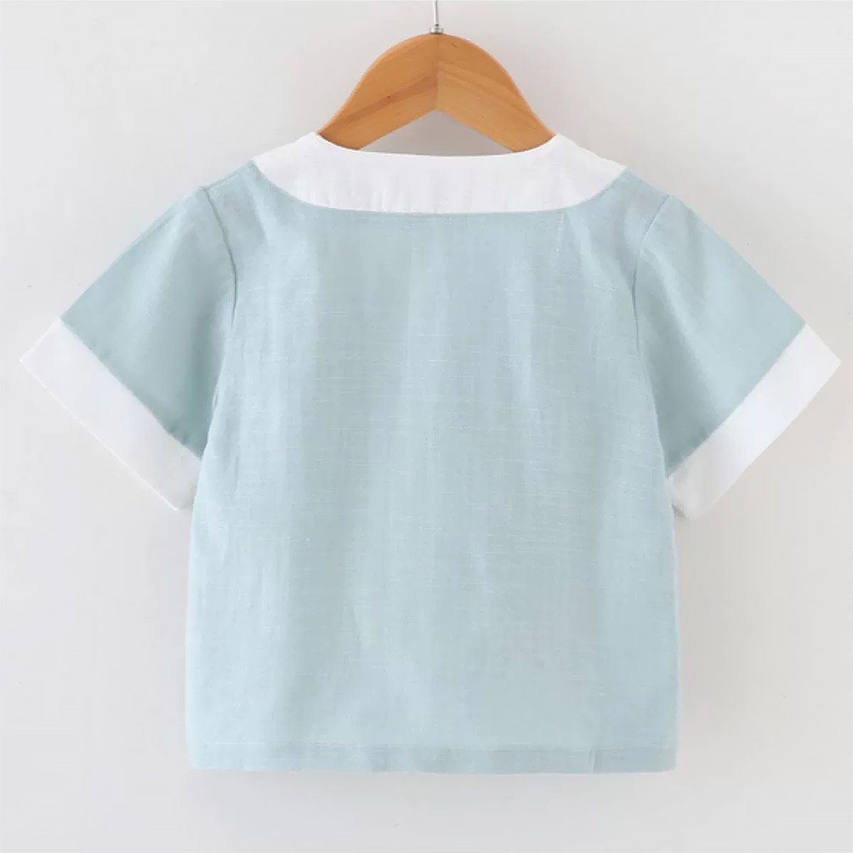 Boys' short-sleeved Hanfu top - traditional Chinese attire with embroidery in blue and light green
