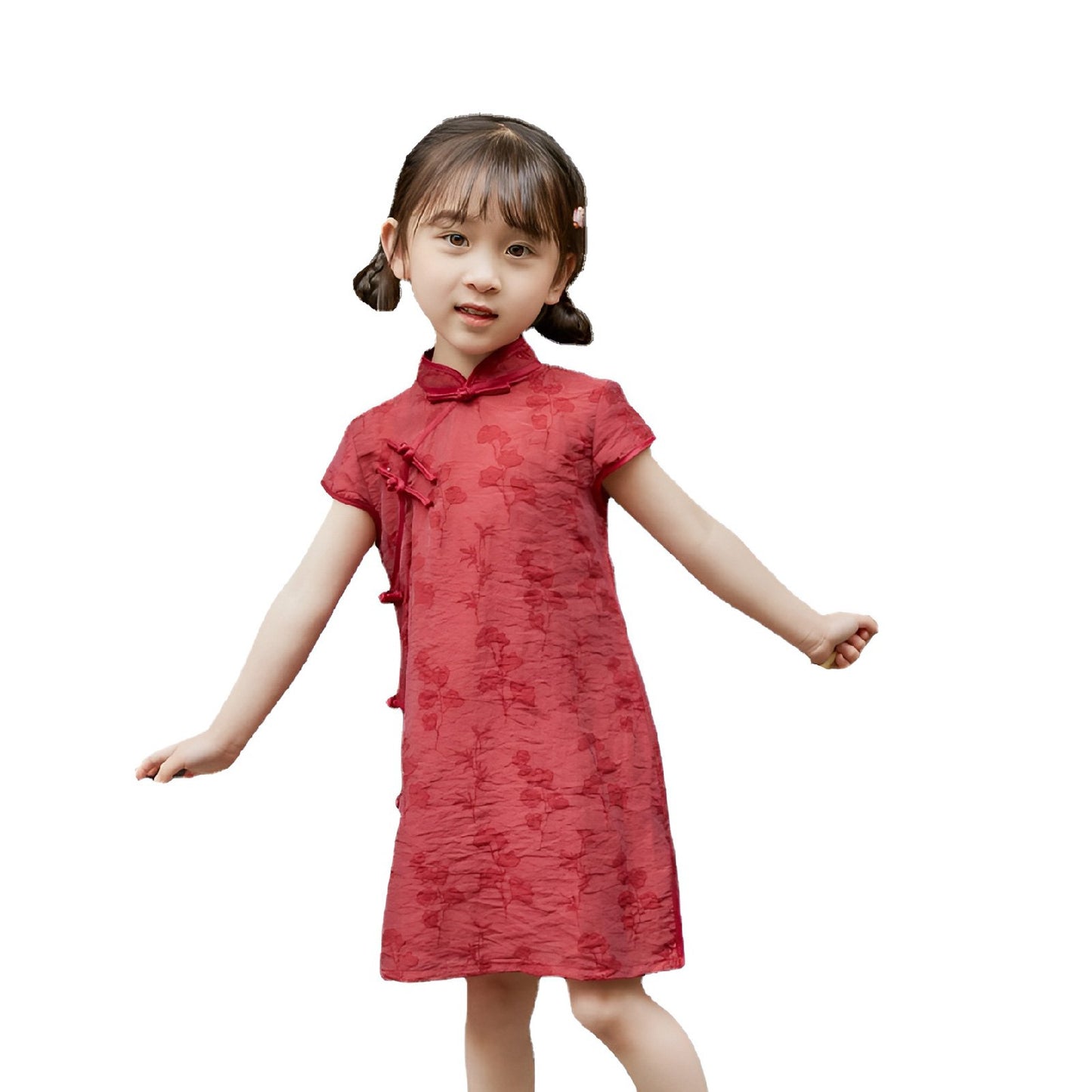Girl wearing a red Chinese dress with floral print, available in 100-150cm.
