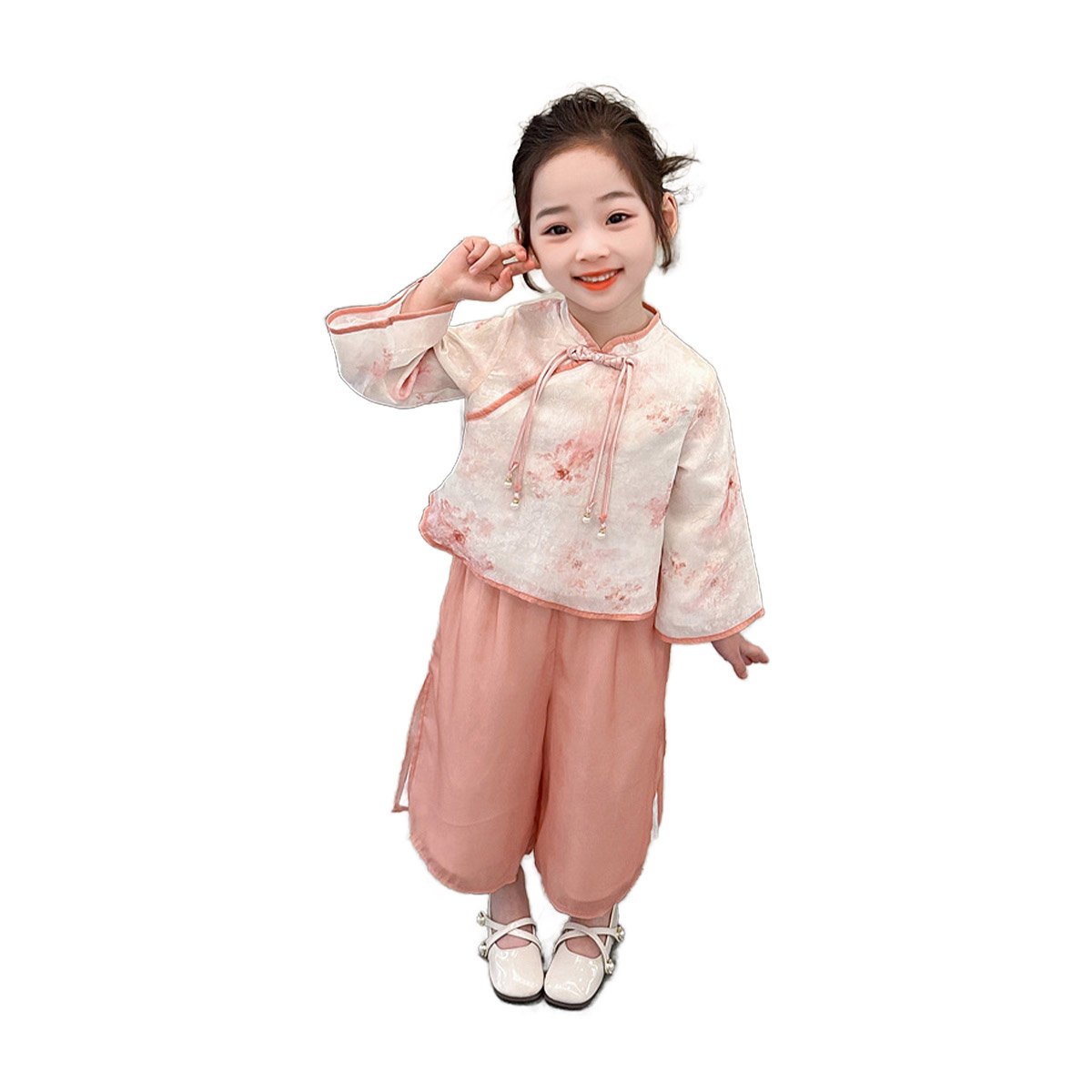 Girls Hanfu Two-Piece Set with embroidered traditional Chinese fashion