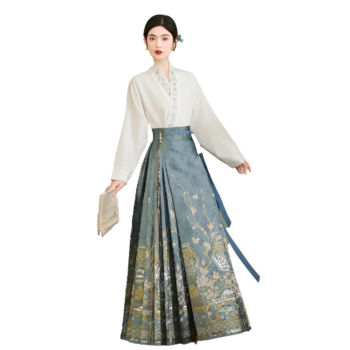 Elegant Chinese style set with horseface skirt and embroidered blouse
