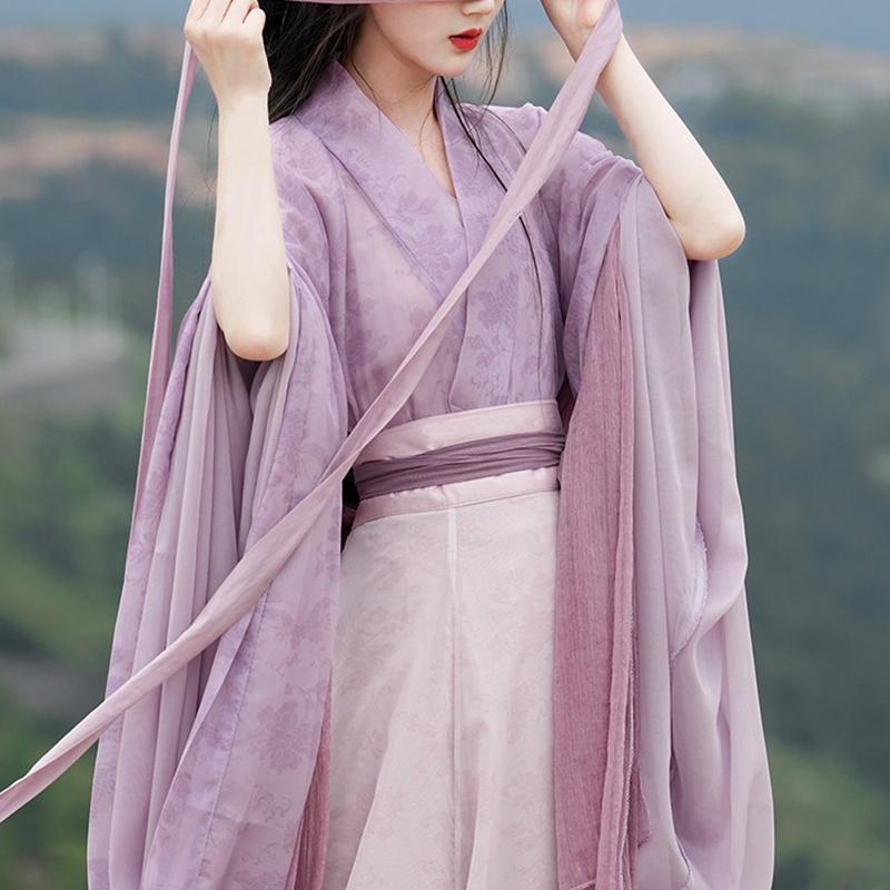 Elegant Lavender Chinese Hanfu dress inspired by traditional Chinese fashion