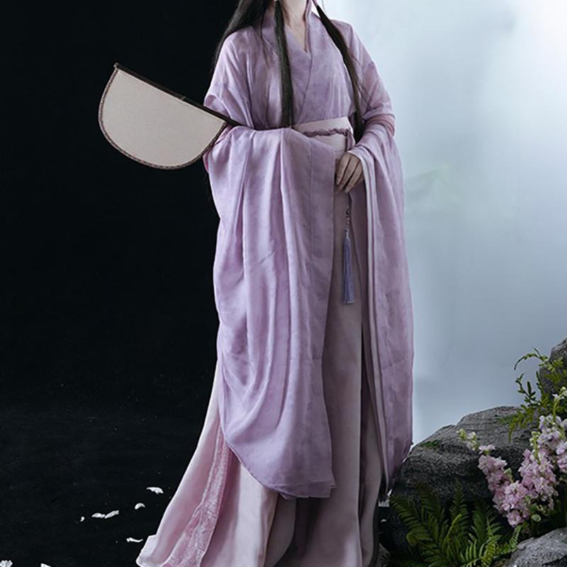 Elegant Lavender Chinese Hanfu dress inspired by traditional Chinese fashion