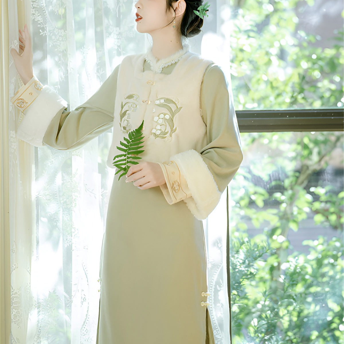 Woman wearing a Classic Republican-Style Qipao Winter Set, featuring retro elements and modern comfort.