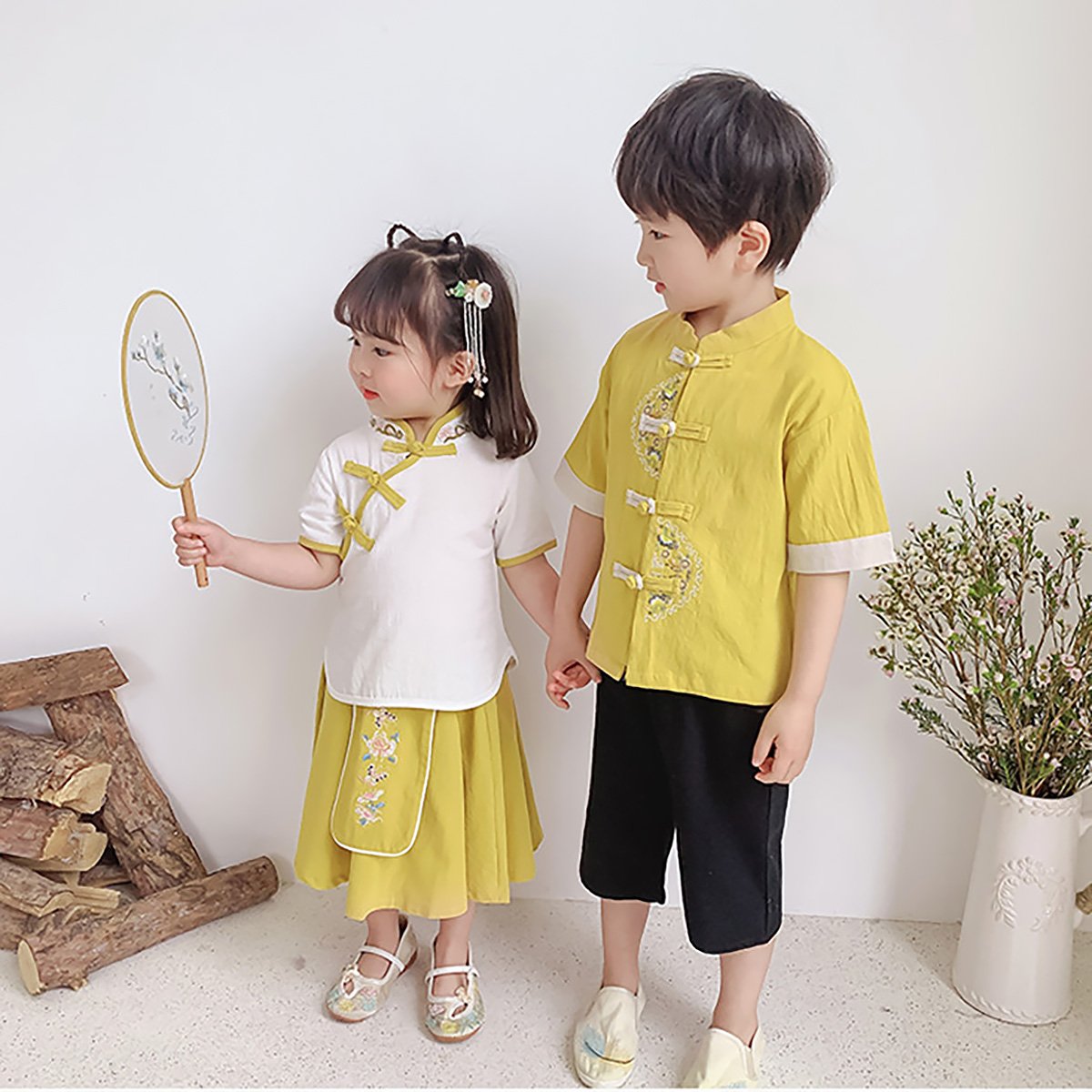 Girls Chinese Style Dress with embroidered traditional two-piece outfit