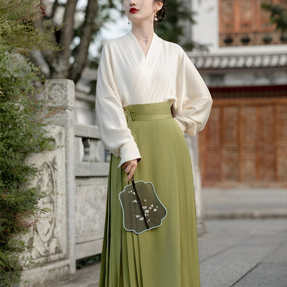 New Chinese Style Green Ma Mian Skirt Set