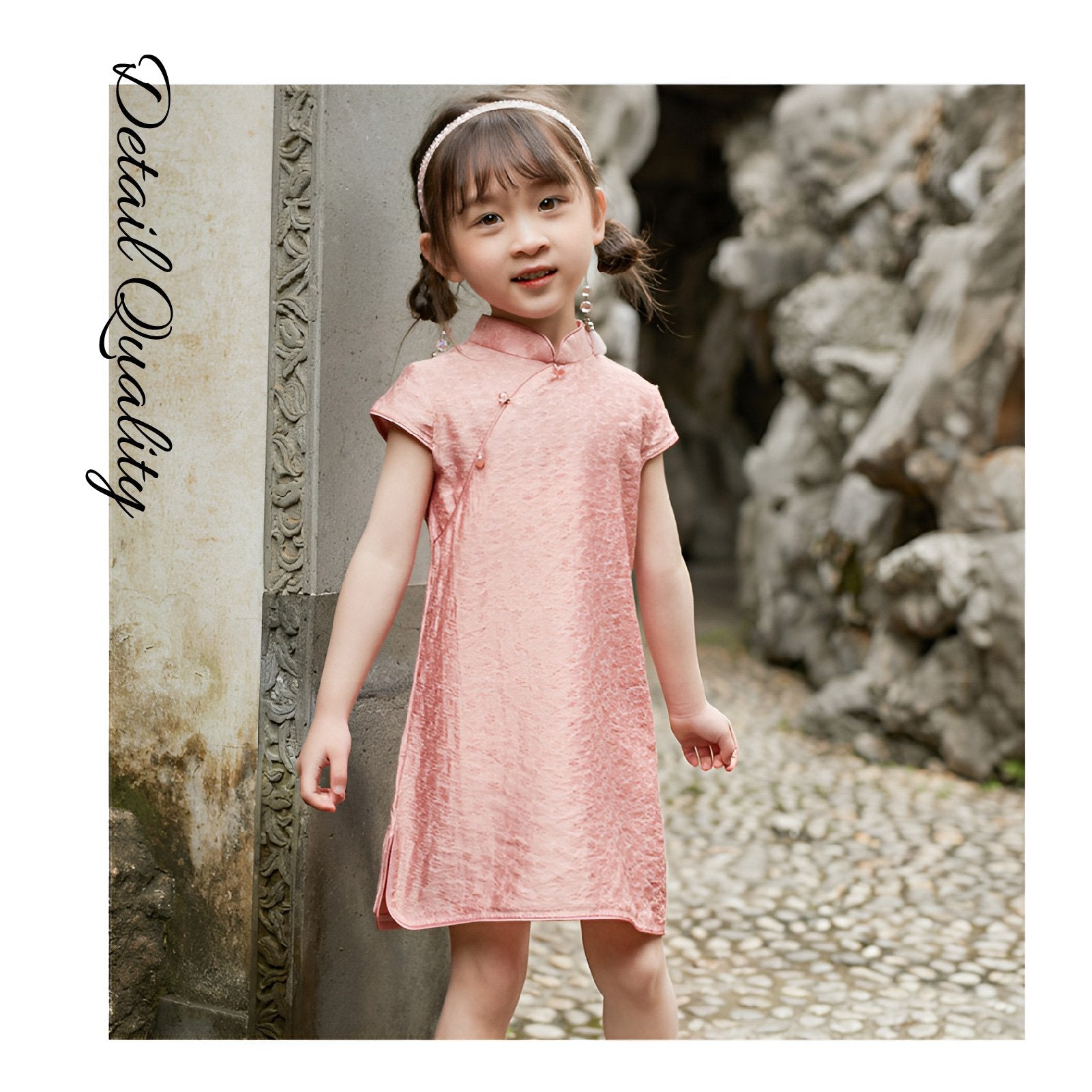 Pink Chinese dress cheongsam for girls with floral patterns