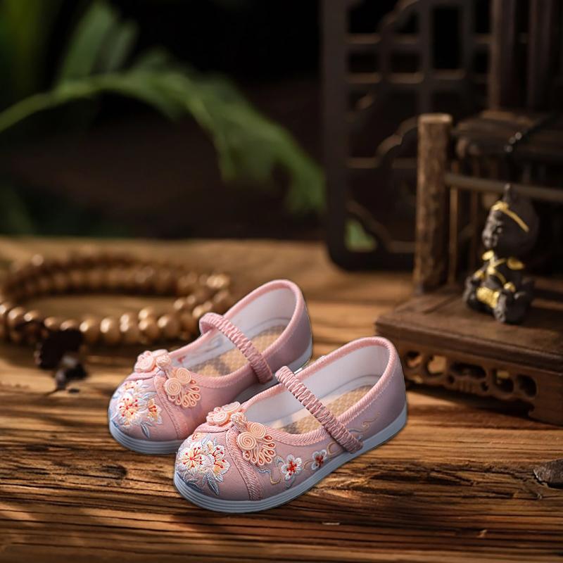 Kids' Traditional Chinese Embroidered Shoes